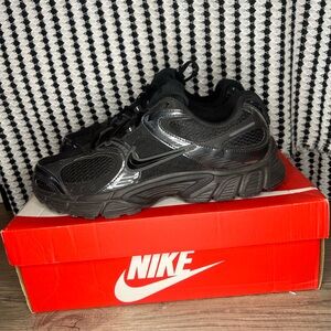 Nike V5 RNR ‘Black Anthracite’